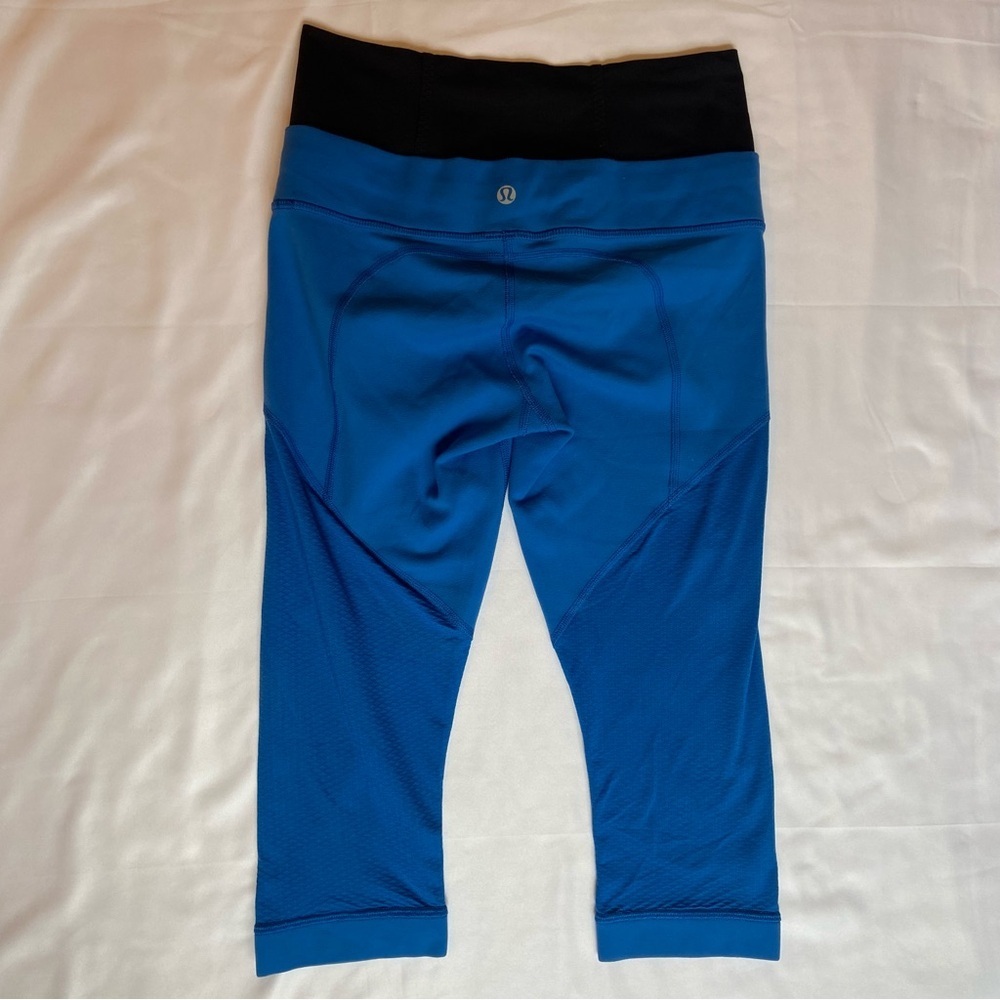 Lululemon Athletica Blue Leggings with Black Waistband - Picture 6 of 12